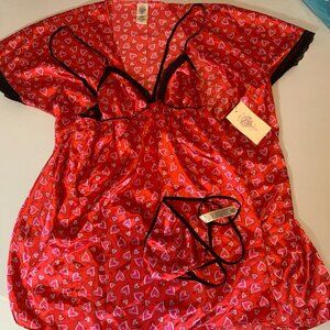 In Bloom Valentine Lingerie Set NWT Ladies Size Medium Red Nightie